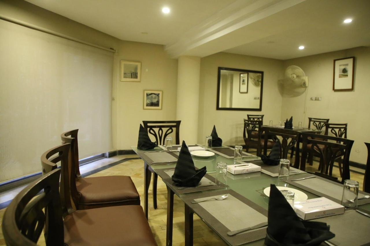 Carlton Tower Hotel Lahore Ngoại thất bức ảnh