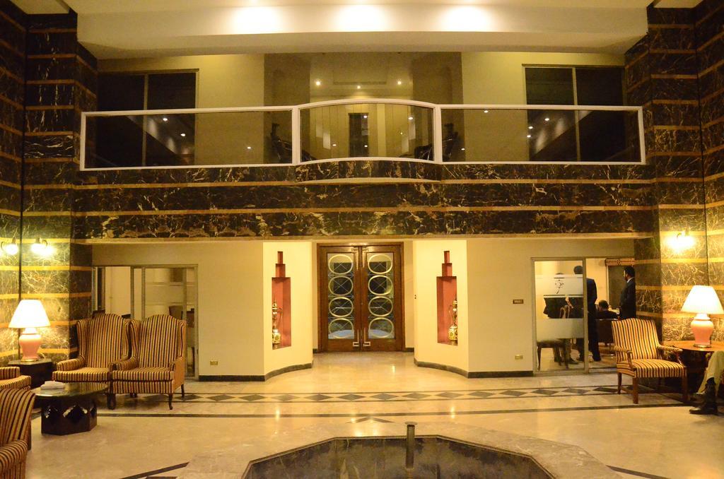 Carlton Tower Hotel Lahore Ngoại thất bức ảnh